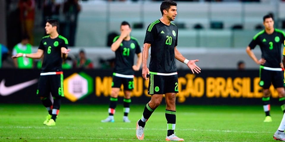 Un gris México cae ante Brasil