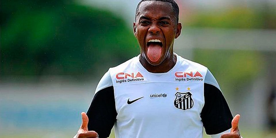 Querétaro confirma interés por Robinho