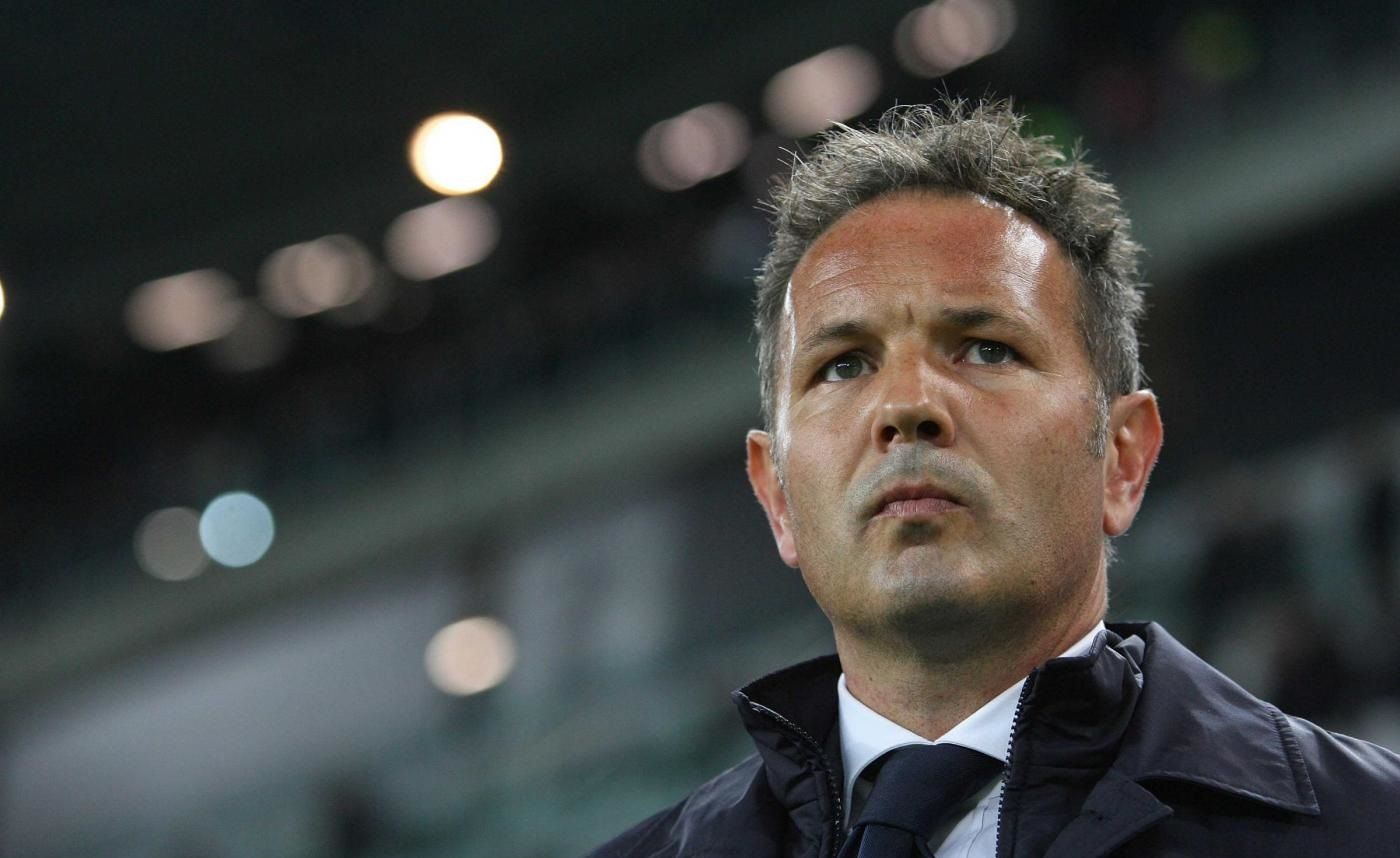 Sinisa Mihajlovic es el nuevo técnico del Milán Sinisa Mihajlovic es el nuevo técnico del Milán