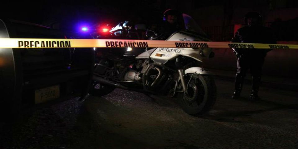 Atropellan a dos personas en Iztapalapa