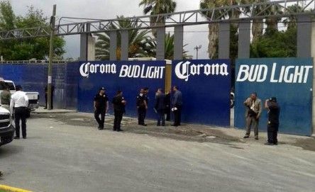 Asesinan a 10 personas en García, NL