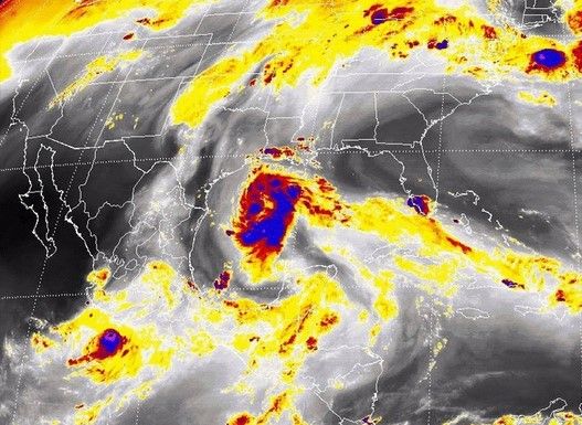 Se forma la Tormenta Tropical Bill en el Golfo de México