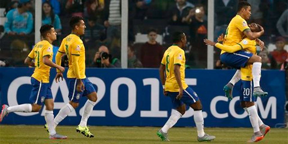 Brasil derrota y elimina a Venezuela