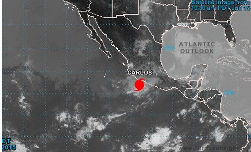 Carlos avanza hacia Manzanillo, Colima Carlos avanza hacia Manzanillo, Colima