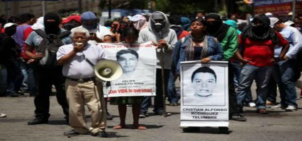 CETEG se manifiesta en Chilpancingo