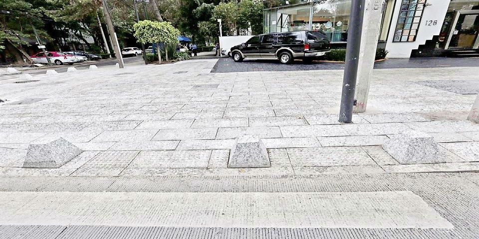 Vecinos denuncian defectos en Masaryk Vecinos denuncian defectos en Masaryk