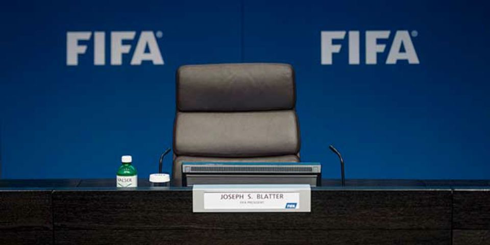 Empiezan a salir candidatos para suplir a Blatter