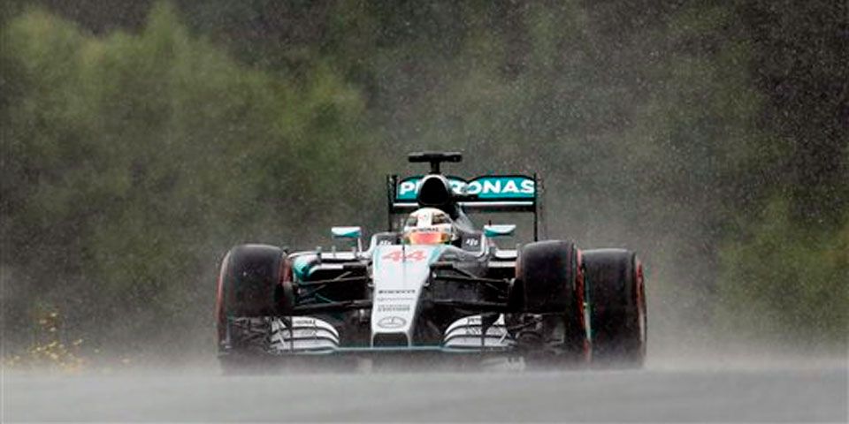 Hamilton logra pole del Gran Premio de Austria Hamilton logra pole del Gran Premio de Austria