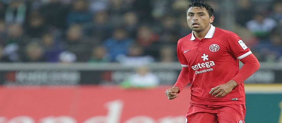 Jara quedaría fuera de su club por agresión