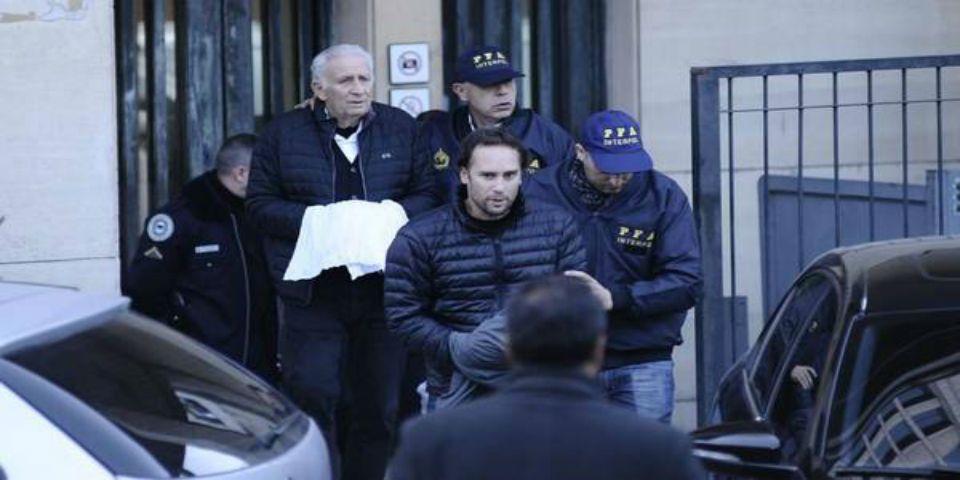 Hugo y Mariano Jinkis se entregan por caso FIFA