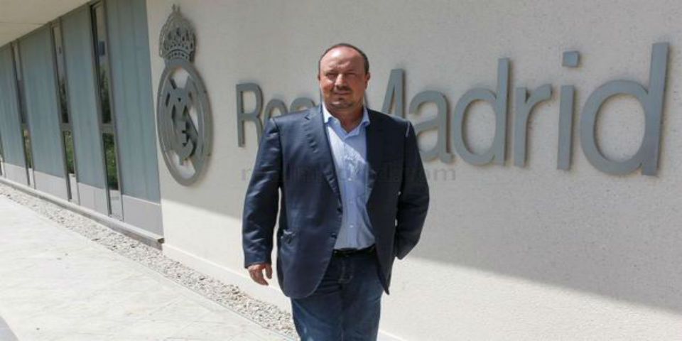 Presentan a Benítez en el Real Madrid