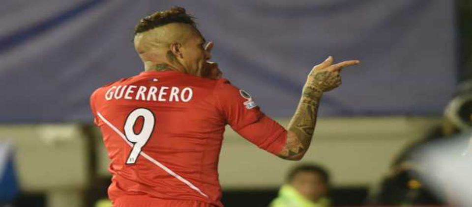 Guerrero pone a Perú en semifinales
