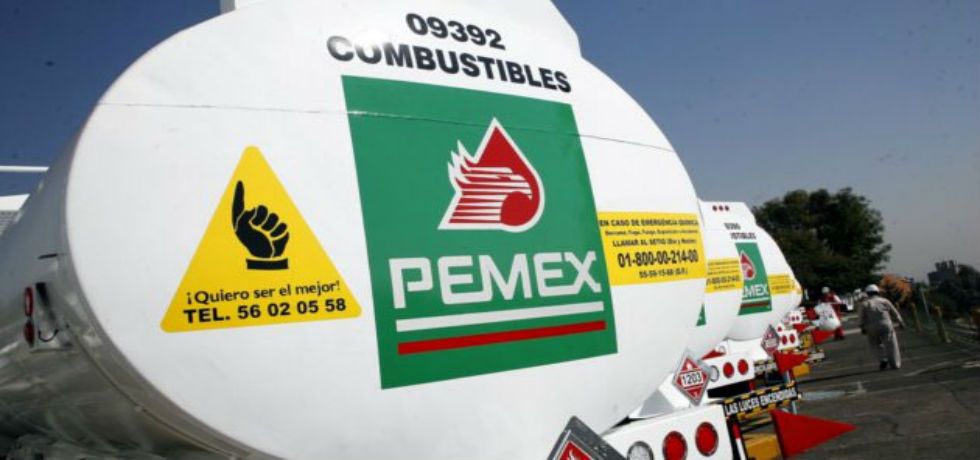 Investigan a 40 trabajadores de Pemex por robo de combustible