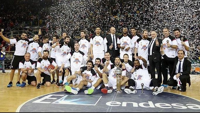Ayón gana la liga ACB con el Real Madrid