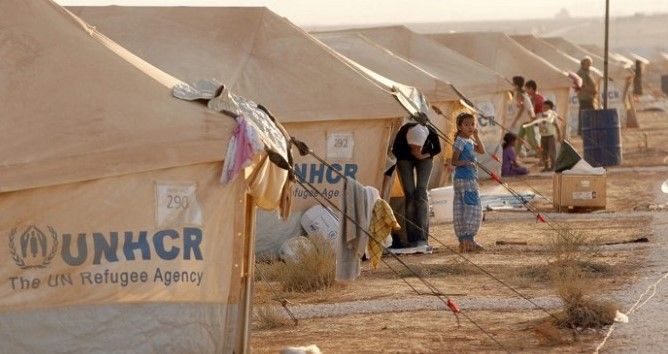 Gobierno y rebeldes en Siria matan de hambre a civiles: ONU