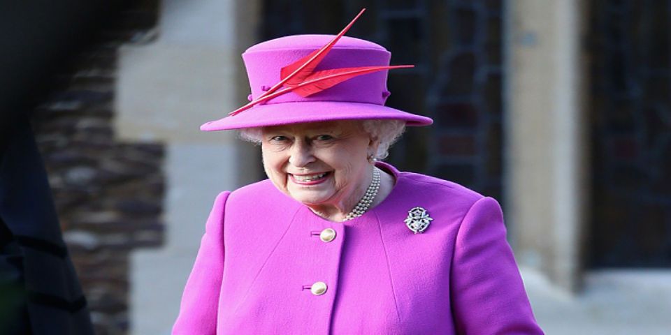 Periodista de la BBC publicó la muerte de la reina en Twitter Periodista de la BBC publicó la muerte de la reina en Twitter