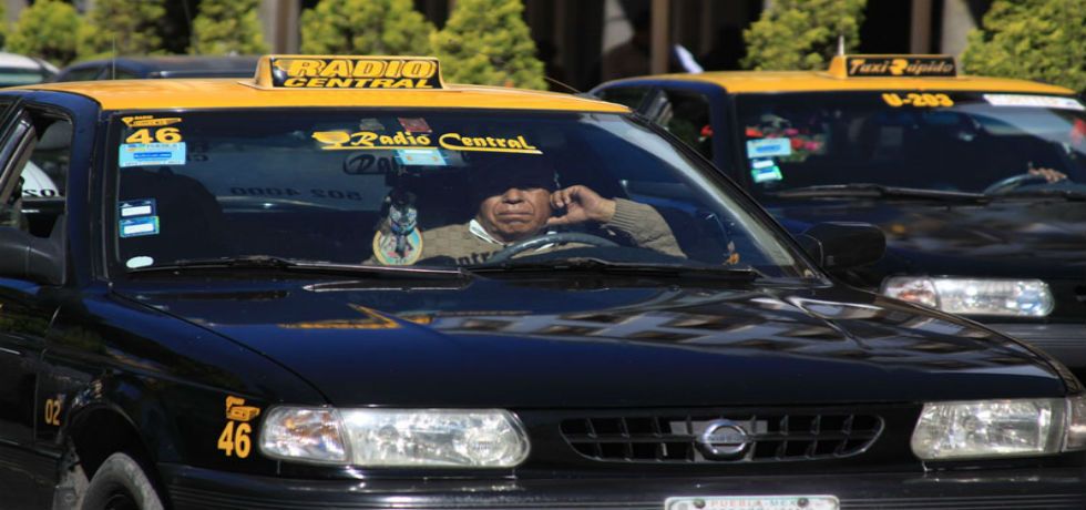 Moreno Valle busca regular Uber