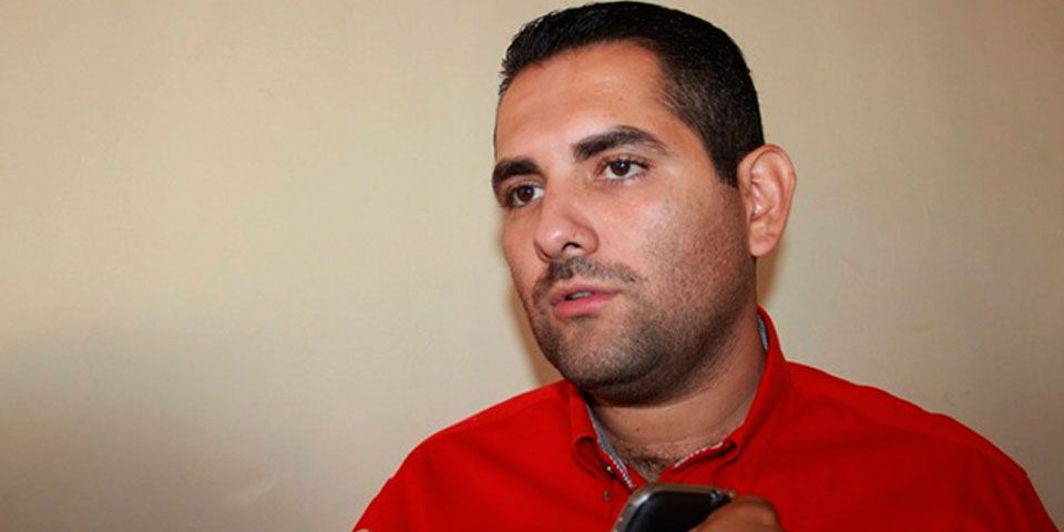 Liberan al exalcalde de Apatzingán, Uriel Chávez