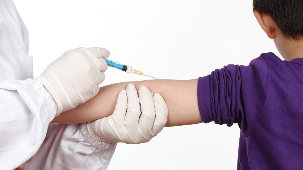 La razón por la que el papa no se reunió con padres de los 43 normalistas - vacuna-1024x576