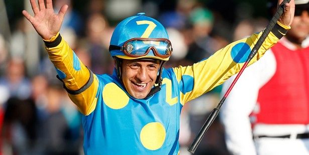 Mexicano ganador de la Triple Corona donará su premio