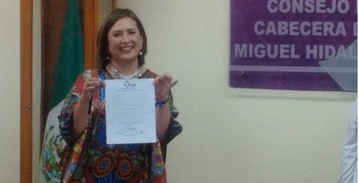 Xóchitl Gálvez recibe constancia de mayoría