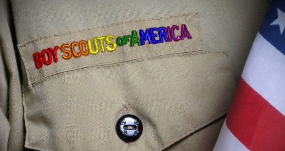 Boy Scouts permitirán homosexuales como líderes