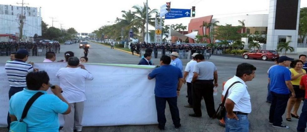 CETEG protesta contra evaluación en Acapulco