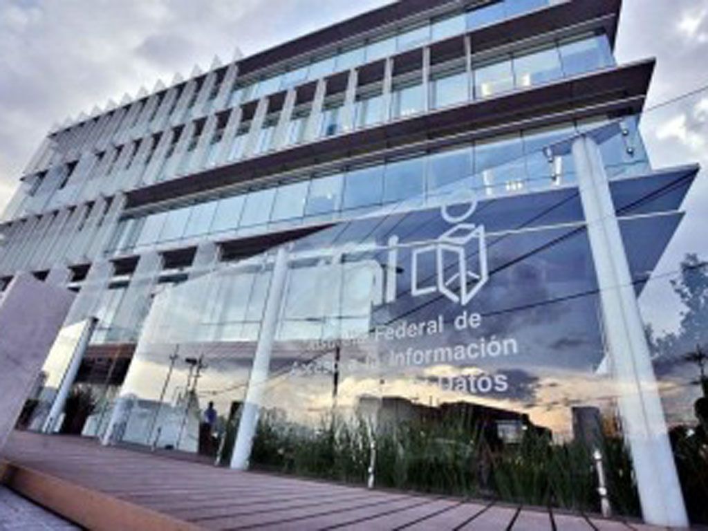 INAI pide a STPS entregar información de equipos de la Femexfut INAI pide a STPS entregar información de equipos de la Femexfut