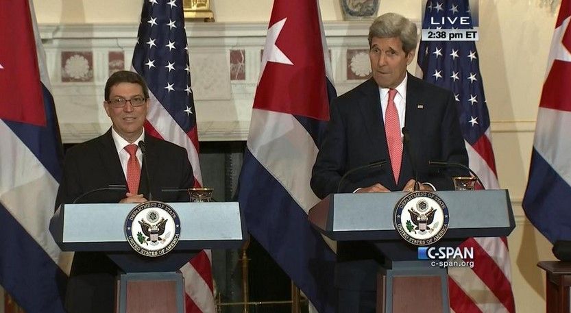 Guant&aacute;namo no est&aacute; en pl&aacute;ticas EE.UU. – Cuba: Kerry