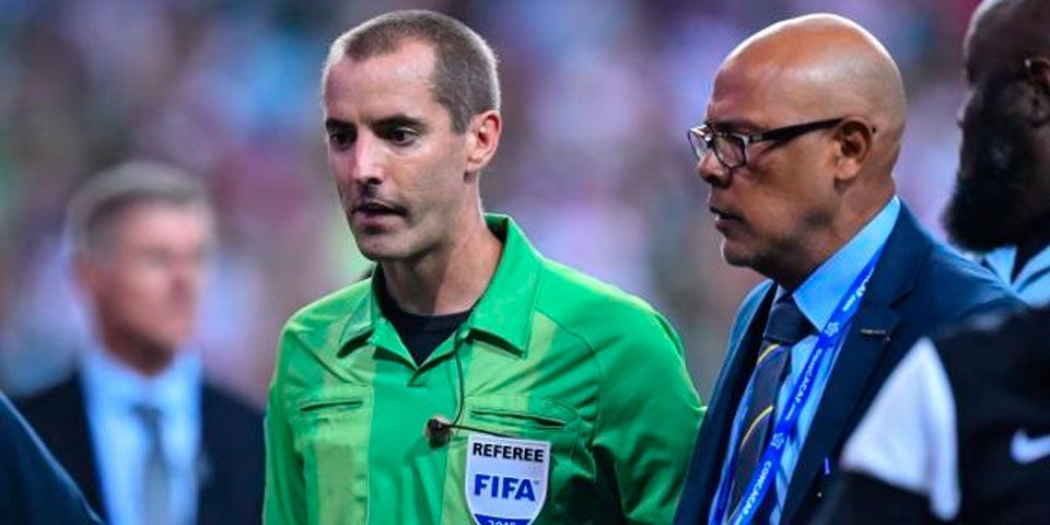 Árbitro del México vs Panamá acepta errores