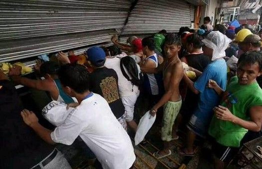 Un muerto y 60 detenidos por saqueo de comercios en Venezuela