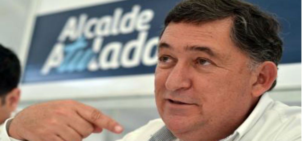 Alcalde de Saltillo pide licencia para irse de vacaciones