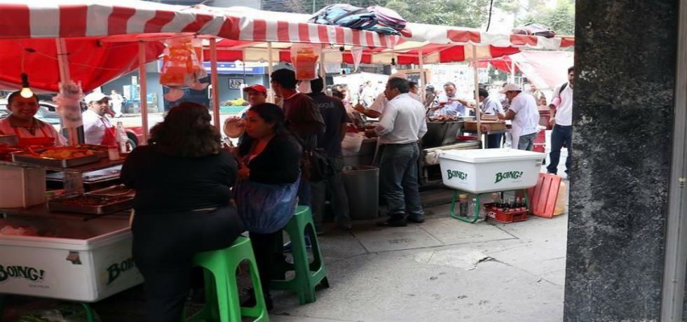 Vecinos de la Roma se rinden ante problema de ambulantaje