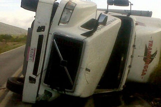 Choque en Chiapas deja 4 muertos