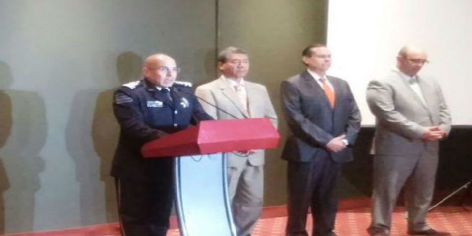 Ejército no disparó a civiles en Aquila: Gurrola