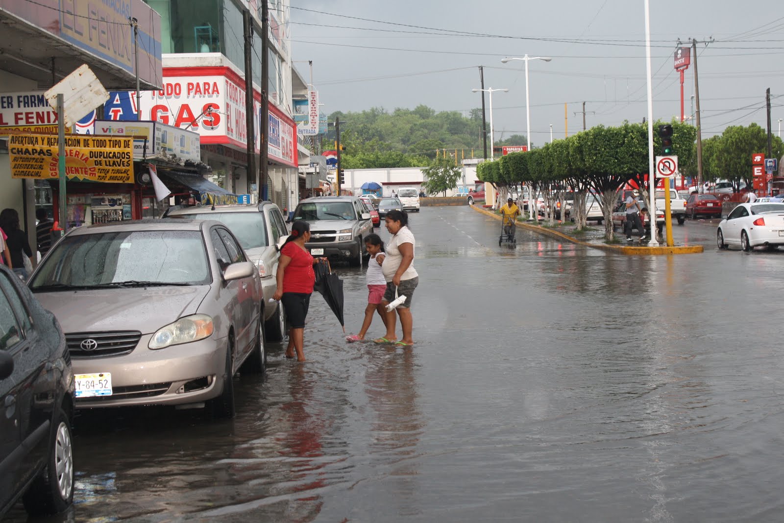 LLuvias afectan a tres municipios de Veracruz