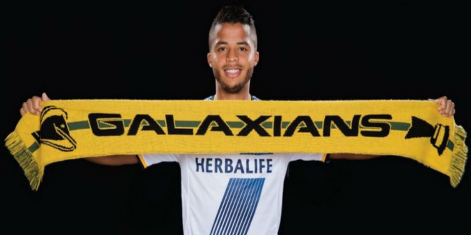 Primeras imágenes de Giovani con playera del Galaxy