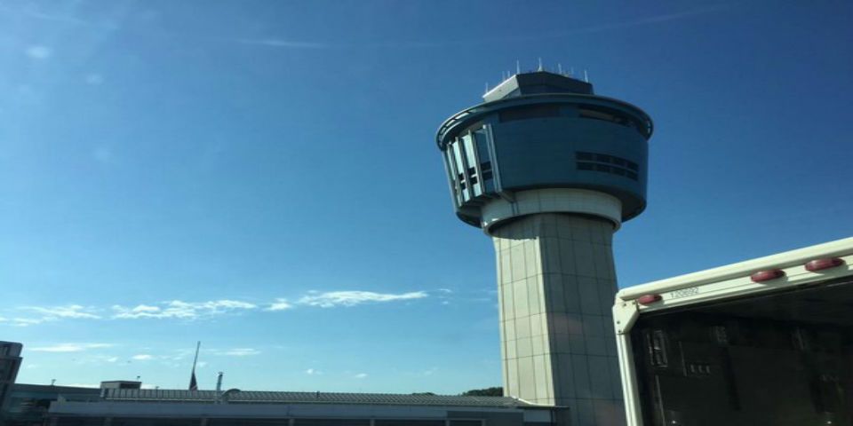 Cancelaci&oacute;n de vuelos por apag&oacute;n en LaGuardia