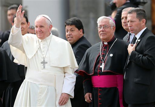 Papa Francisco se disculpa por omitir a la clase media en sus discursos