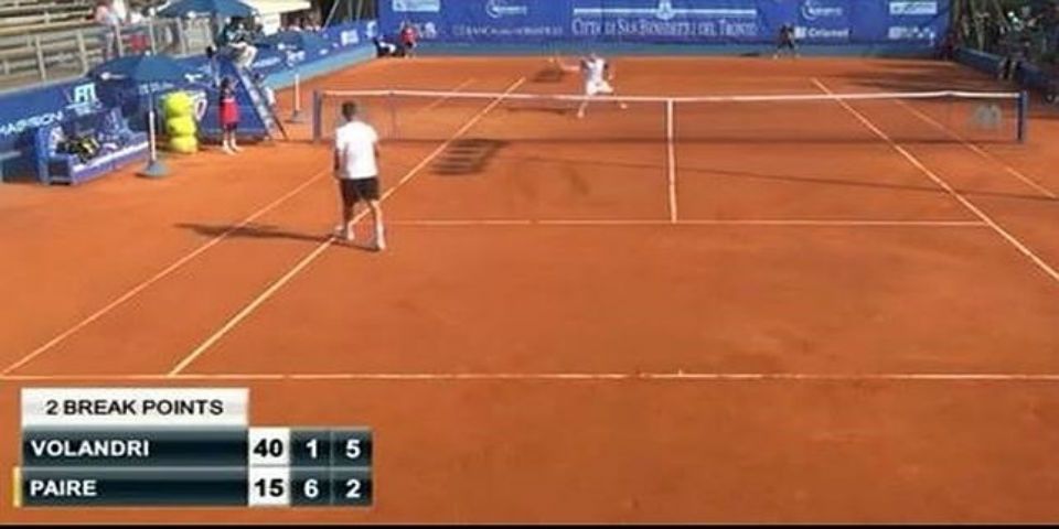 Sancionan a tenista por rendirse en la cancha Sancionan a tenista por rendirse en la cancha