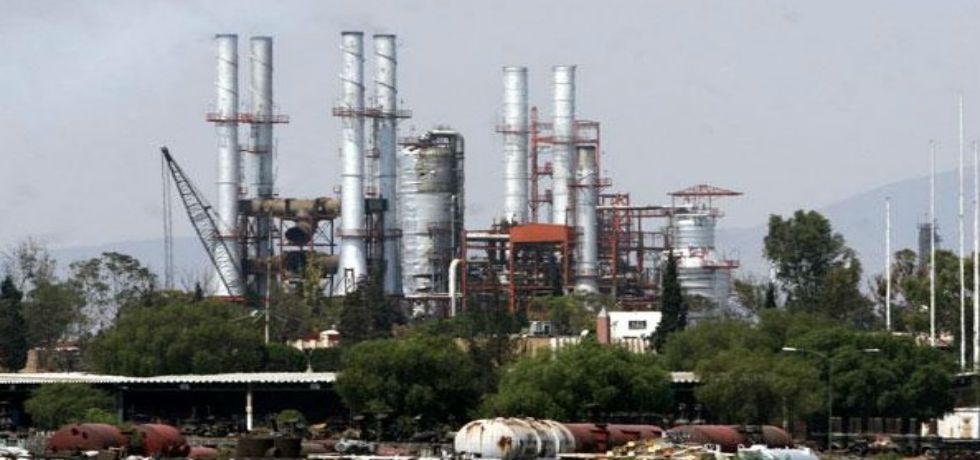 Pemex controla incendio en refinería de Tula