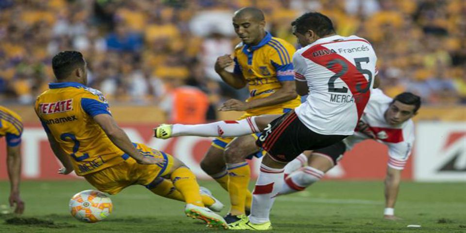 Técnico de River adelanta alineación para la final