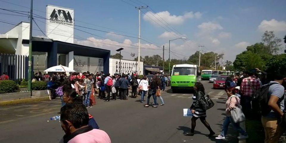 Falsa amenaza de bomba en UAM Xochimilco