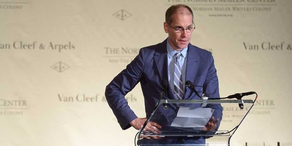 Renuncia editor de Rolling Stone tras acusaciones falsas por violación