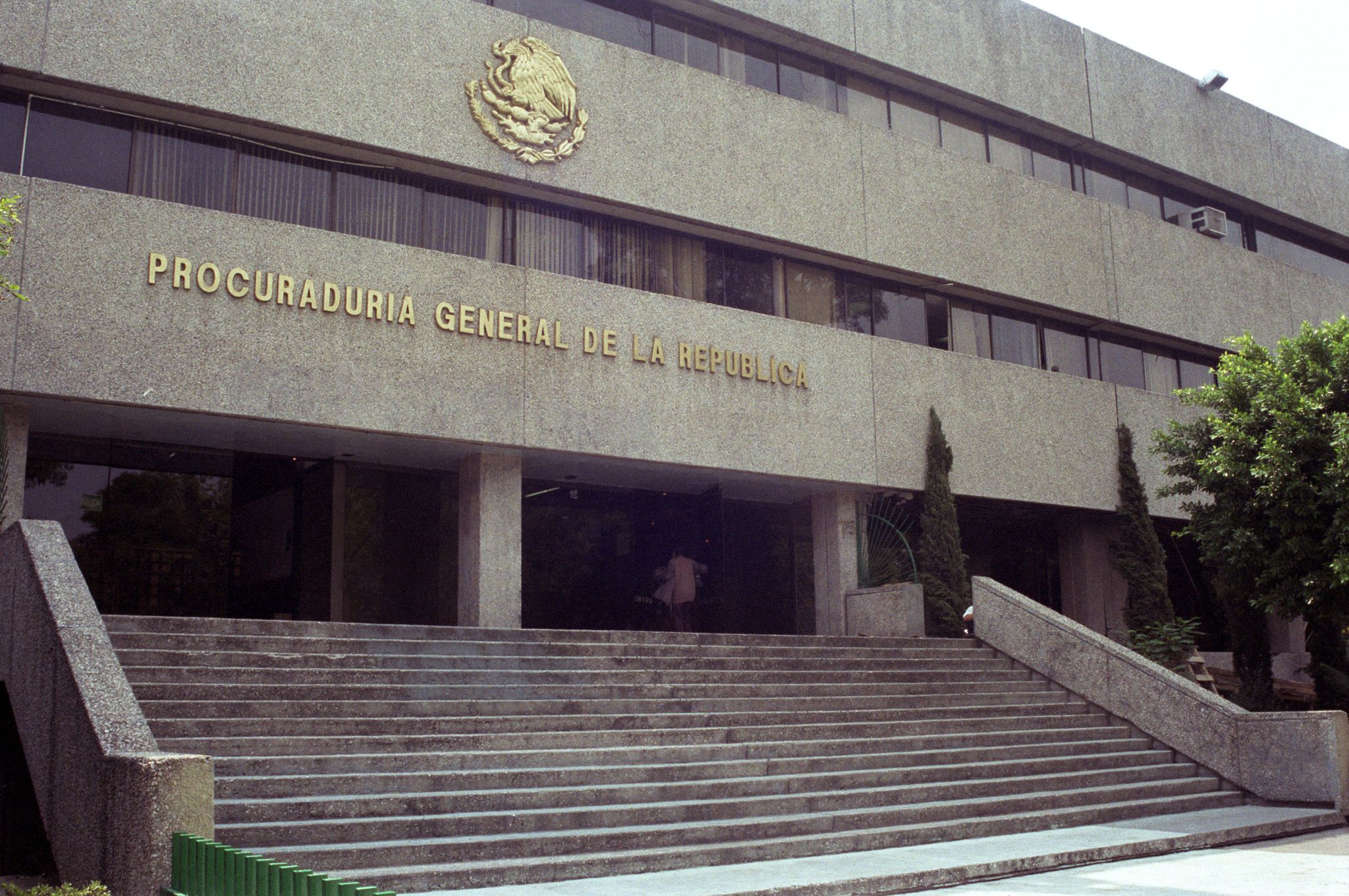 PGR asegura 42 mil productos piratas