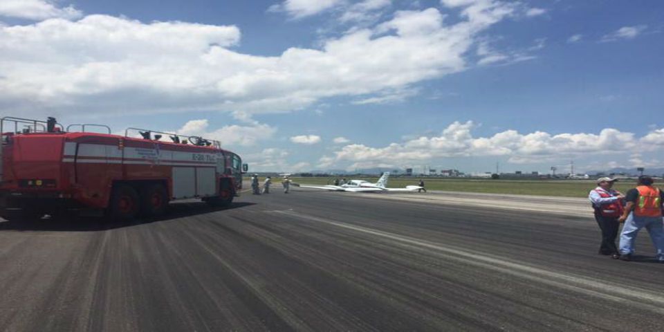 Cierran Aeropuerto de Toluca por aterrizaje forzoso