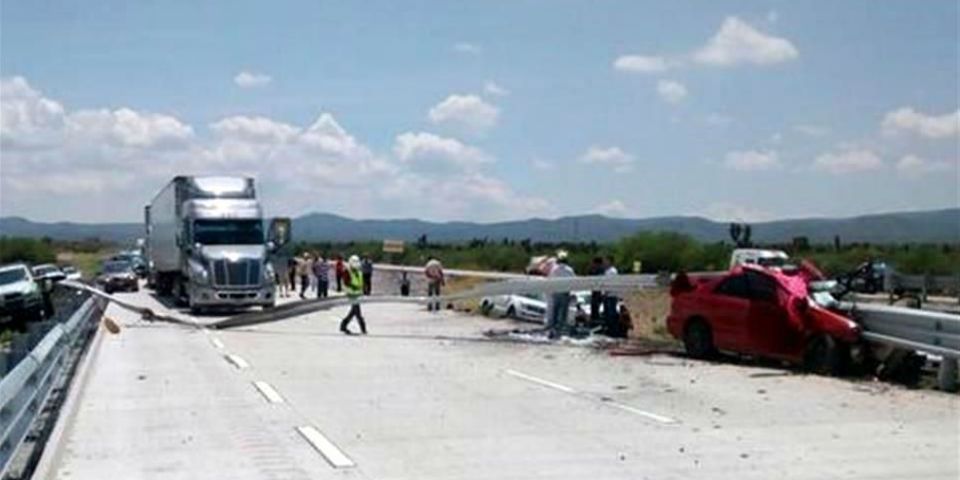 Cerrada la Autopista Monterrey- Laredo por accidente