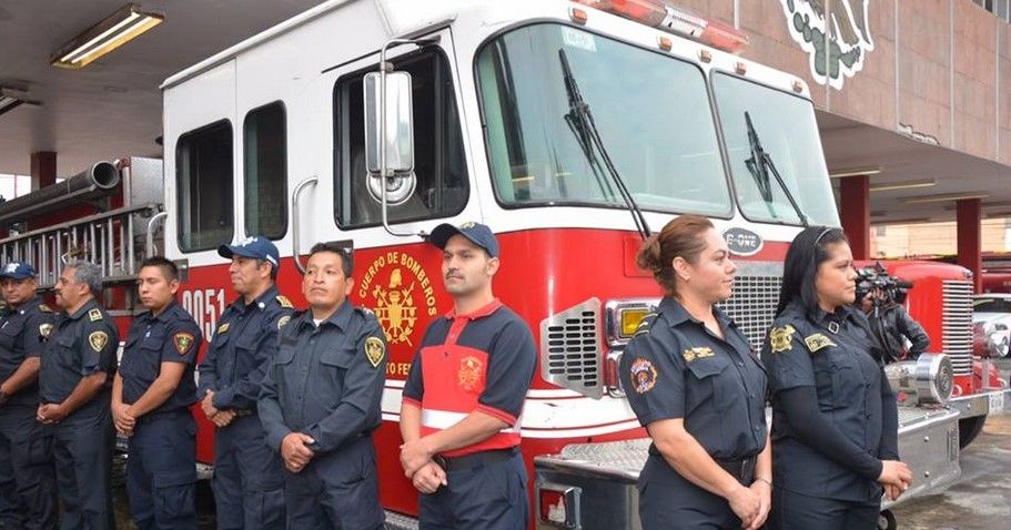 Los Salarios De Los Bomberos En México