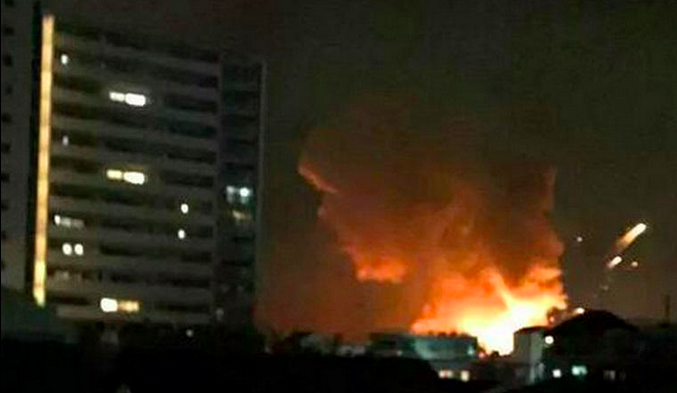 Explota base naval de EE.UU. en Japón