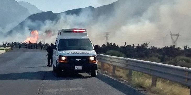 Cuatro muertos por explosión de gasoducto en Nuevo León